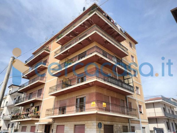 appartamento in vendita a Locri