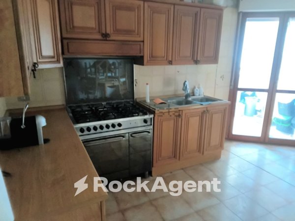 appartamento in vendita a Locri