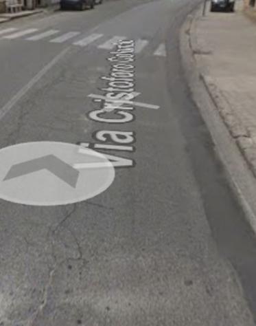 locale commerciale in vendita a Locri