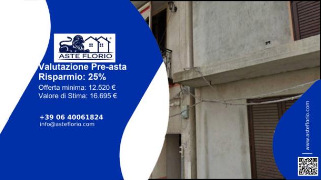 locale commerciale in vendita a Locri