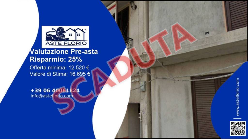 locale commerciale in vendita a Locri