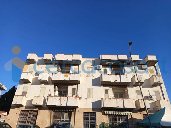 appartamento in vendita a Locri