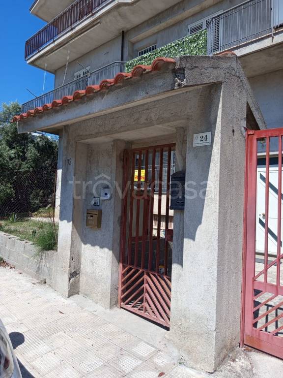 appartamento in vendita a Locri