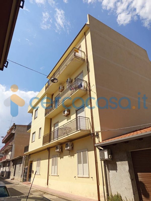 appartamento in vendita a Locri
