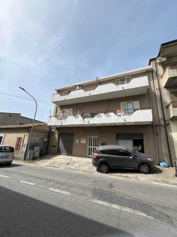 locale commerciale in vendita a Marina di Gioiosa Ionica