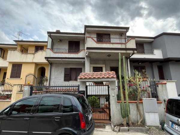 casa indipendente in vendita a Marina di Gioiosa Ionica