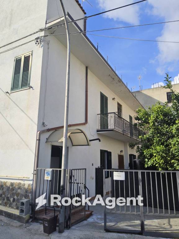 casa indipendente in vendita a Marina di Gioiosa Ionica in zona Porticato