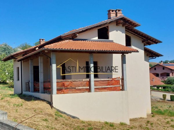 casa indipendente in vendita ad Antignano