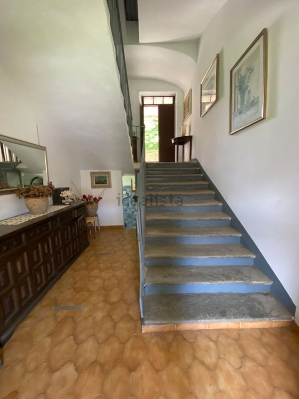 casa indipendente in vendita ad Antignano in zona Gonella