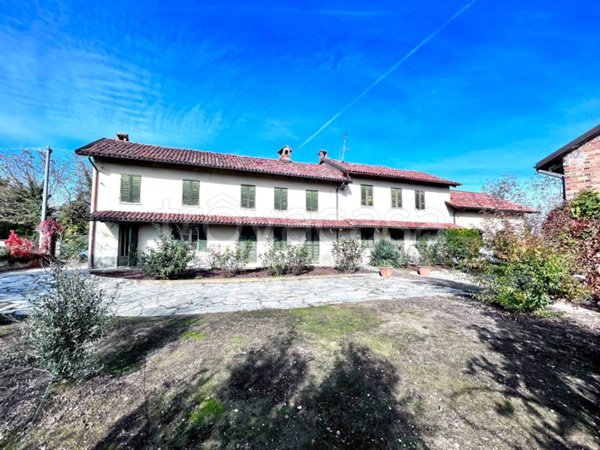 casa indipendente in vendita ad Antignano