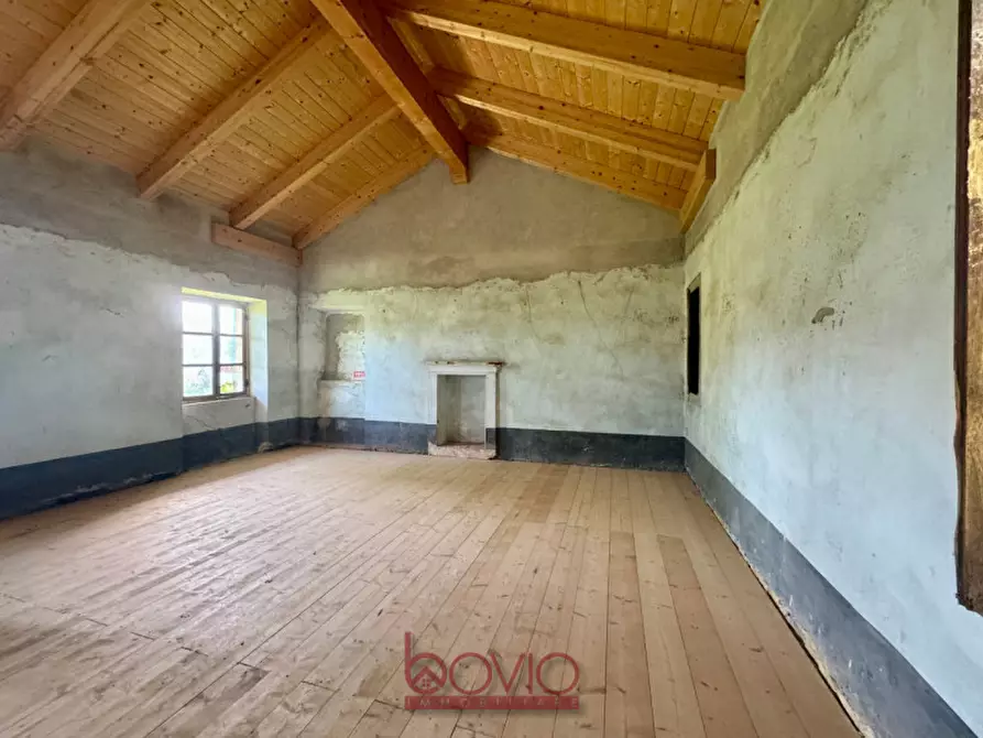 casa indipendente in vendita ad Antignano in zona Gonella