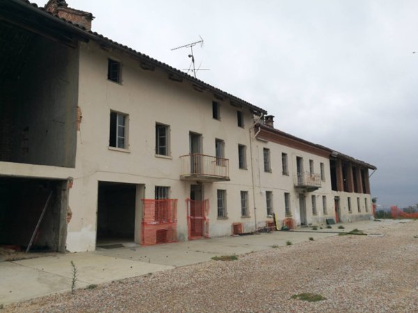 casale in vendita ad Antignano