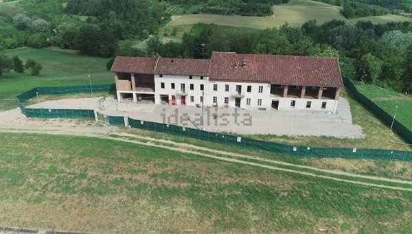 casale in vendita ad Antignano