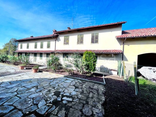 casa indipendente in vendita ad Antignano