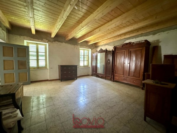 casa indipendente in vendita ad Antignano in zona Gonella