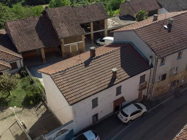 casa indipendente in vendita ad Antignano in zona Gonella
