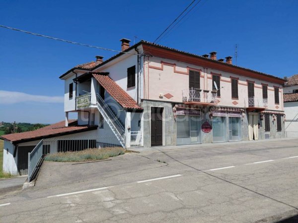 casa indipendente in vendita ad Antignano in zona Perosini