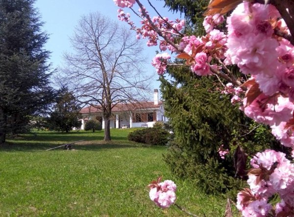 casa indipendente in vendita ad Antignano