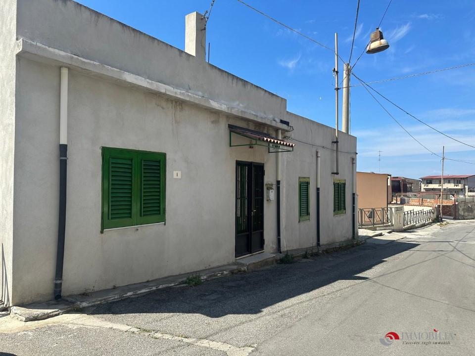 quadrivano in affitto a Melito di Porto Salvo