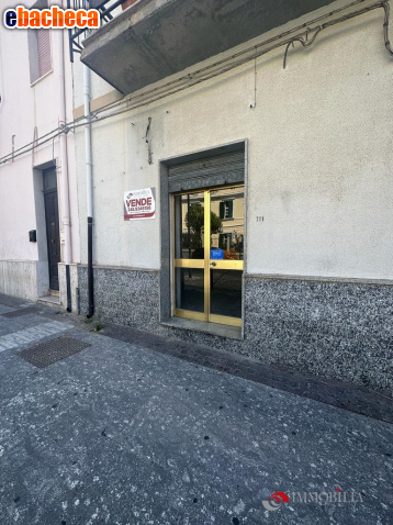 negozio in vendita a Melito di Porto Salvo