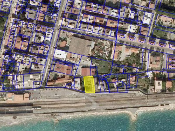 terreno edificabile in vendita a Melito di Porto Salvo