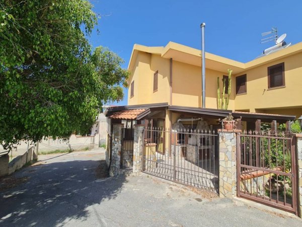 casa indipendente in vendita a Melito di Porto Salvo in zona Pilati
