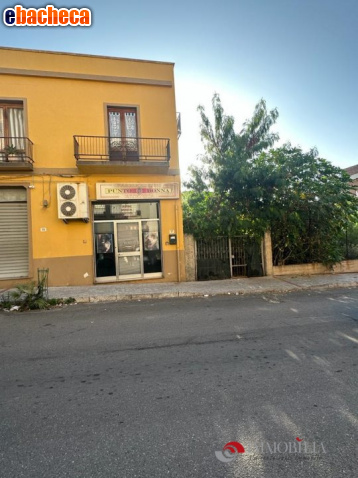 negozio in vendita a Melito di Porto Salvo