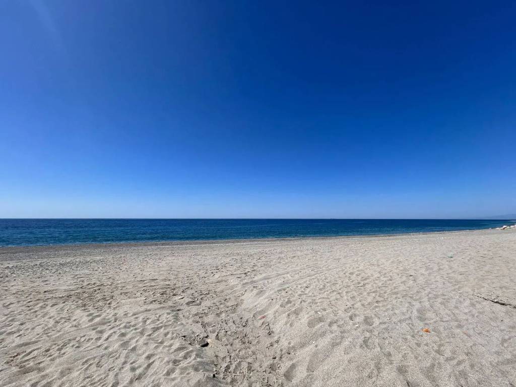 appartamento in vendita a Melito di Porto Salvo in zona Pilati