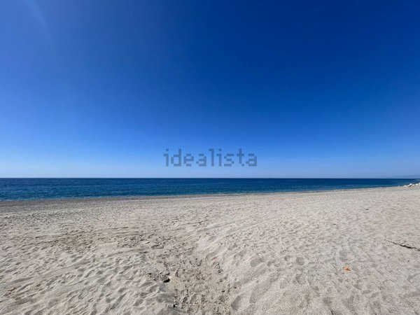 appartamento in vendita a Melito di Porto Salvo in zona Pilati