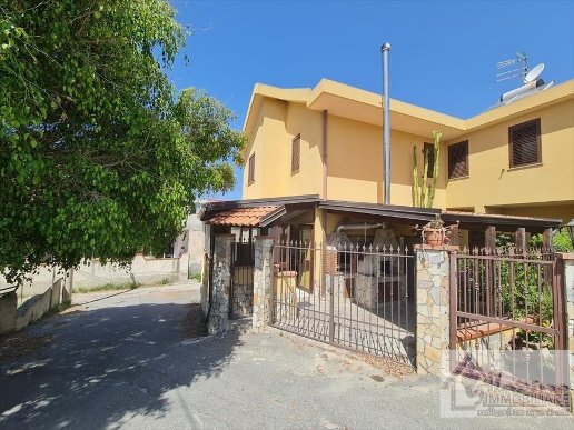 casa indipendente in vendita a Melito di Porto Salvo in zona Pilati