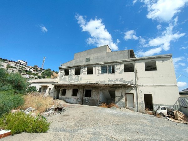 quadrivano in vendita a Melito di Porto Salvo