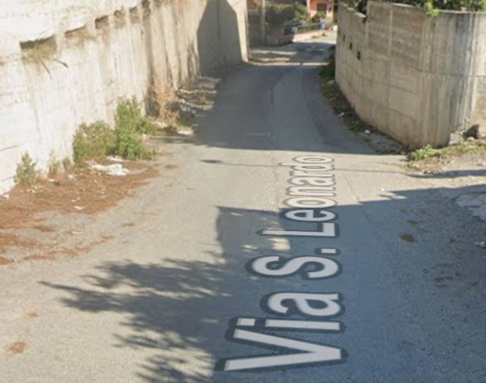 locale commerciale in vendita a Melito di Porto Salvo in zona San Leonardo