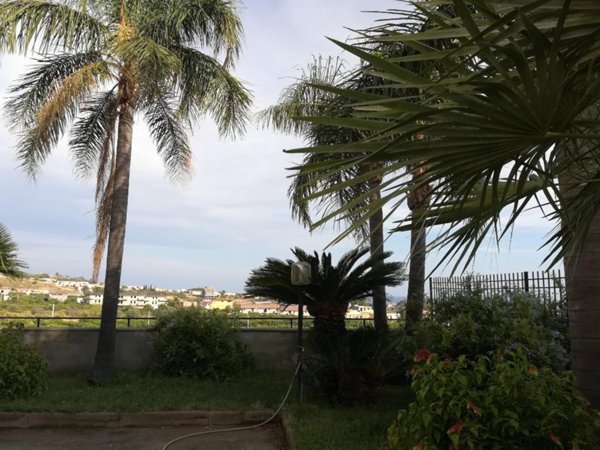 casa indipendente in vendita a Melito di Porto Salvo