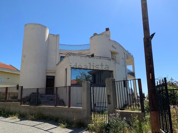 casa indipendente in vendita a Melito di Porto Salvo