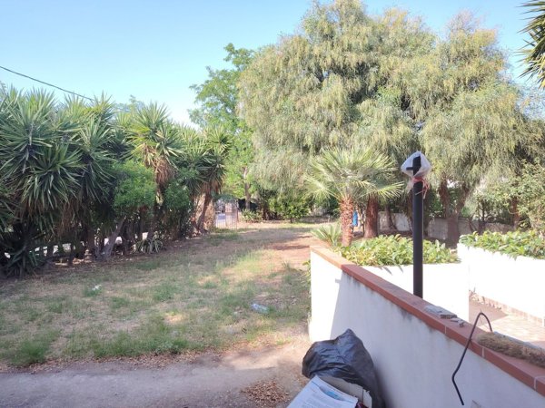casa indipendente in vendita a Melito di Porto Salvo