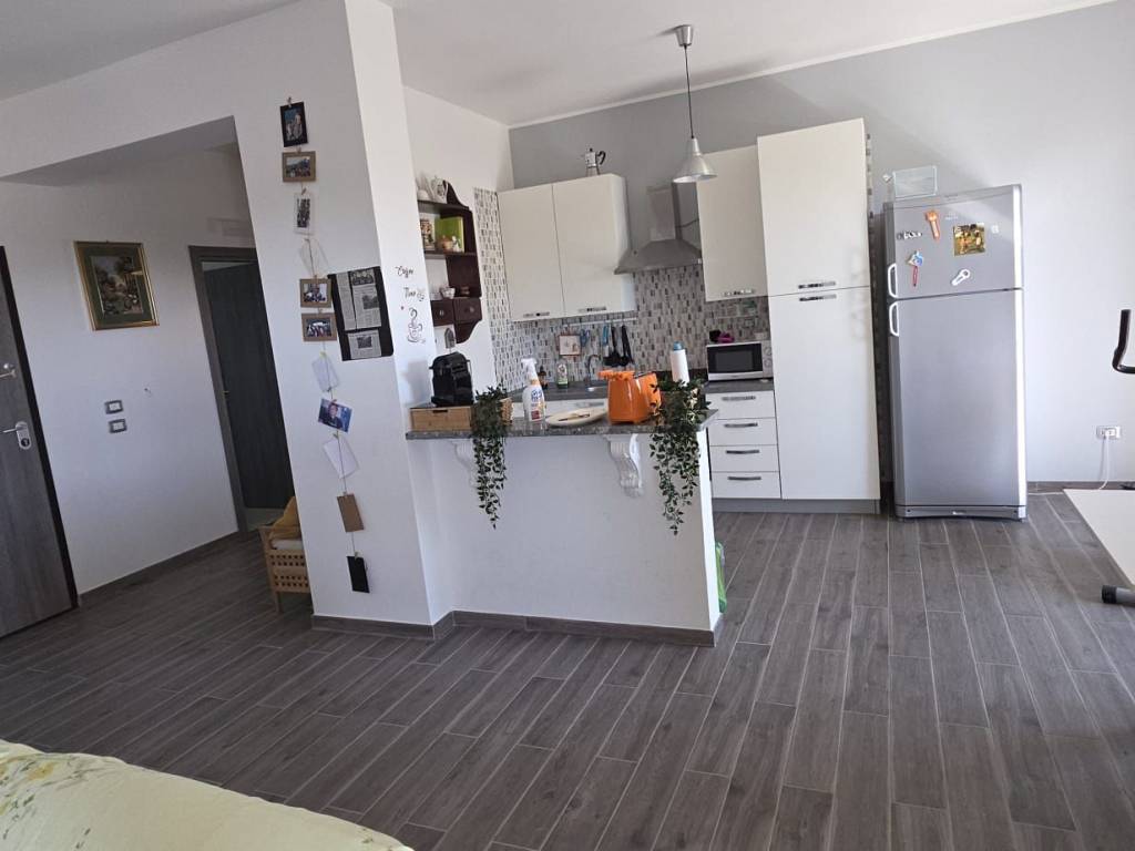 intera palazzina in vendita a Melito di Porto Salvo in zona Annà