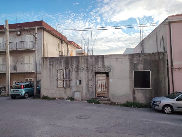casa indipendente in vendita a Melito di Porto Salvo