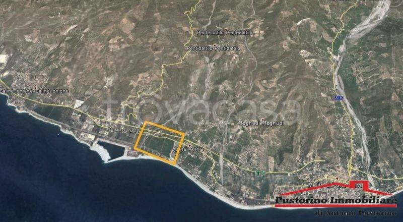 terreno in vendita a Melito di Porto Salvo