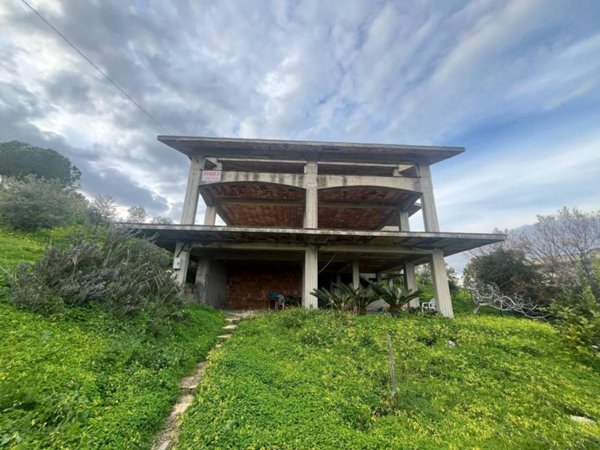 casale in vendita a Monasterace