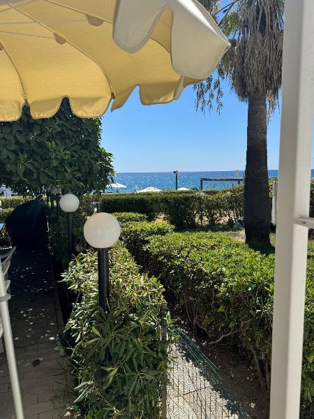 appartamento in vendita a Monasterace