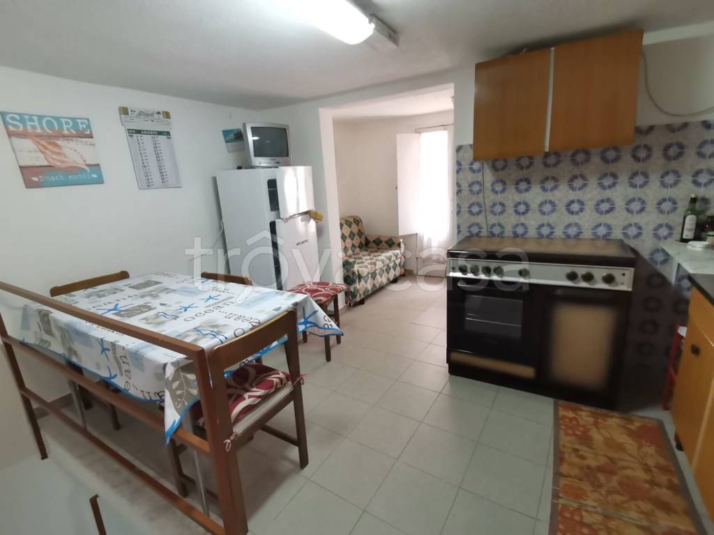 casa indipendente in vendita a Monasterace