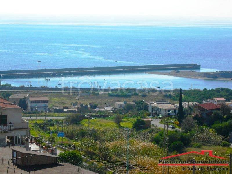 casa indipendente in vendita a Montebello Jonico
