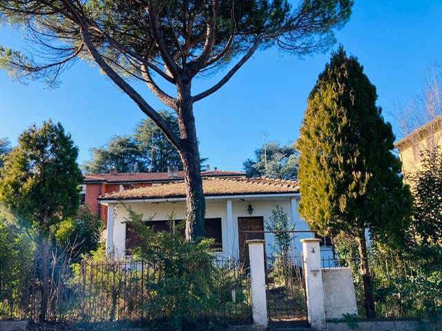 casa indipendente in vendita a Motta San Giovanni in zona Lazzaro