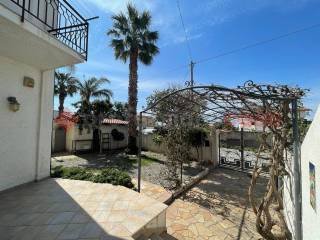 casa indipendente in vendita a Motta San Giovanni in zona Lazzaro