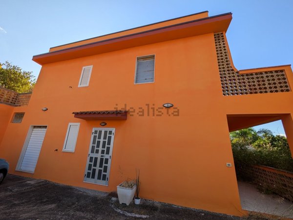 casa indipendente in vendita a Motta San Giovanni in zona Lazzaro