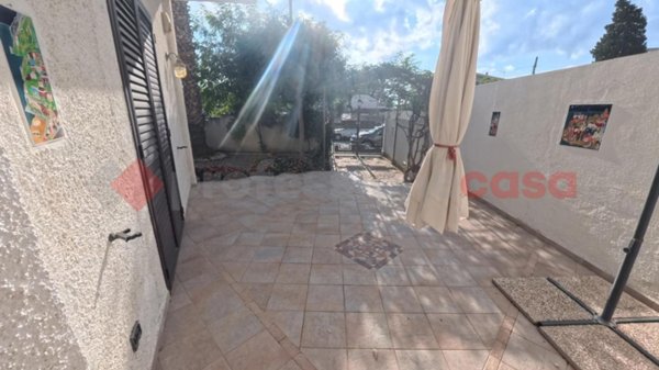 casa indipendente in vendita a Motta San Giovanni in zona Lazzaro