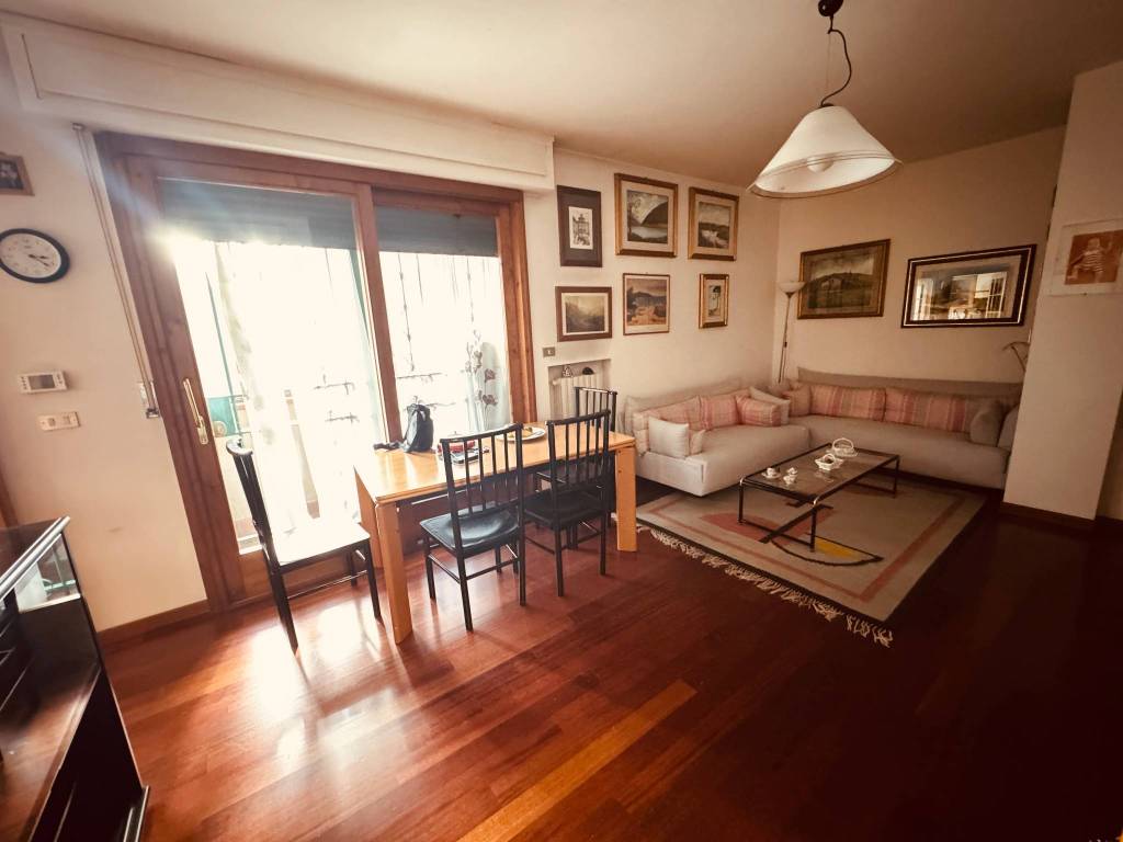 appartamento in vendita a Motta San Giovanni in zona Lazzaro