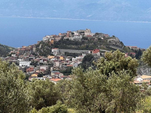casa indipendente in vendita a Motta San Giovanni