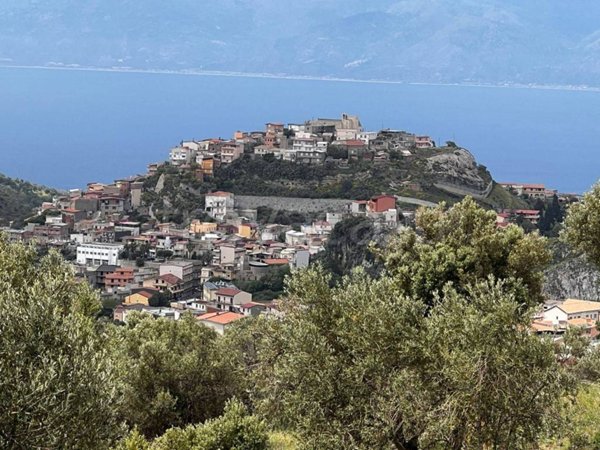 casa indipendente in vendita a Motta San Giovanni