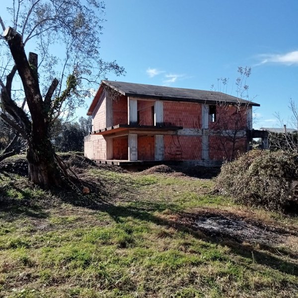 casa indipendente in vendita ad Oppido Mamertina